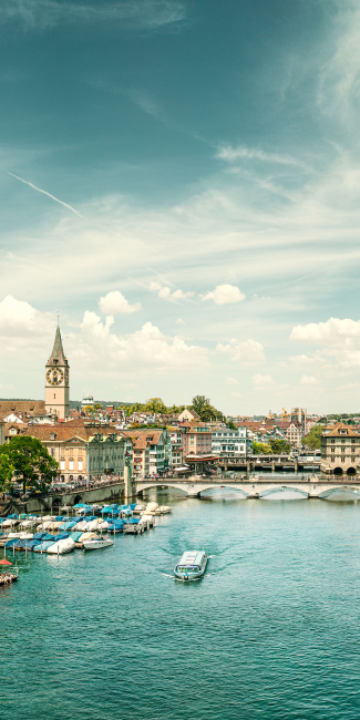 Limmat with a view on the Zurich old town